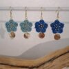 Boucles oreilles fleur bleu